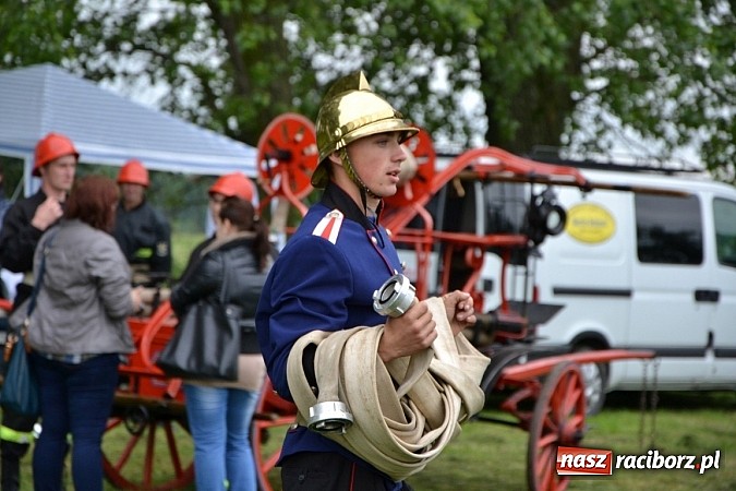 Zdjęcie w galerii na portalu naszraciborz.pl: Bieńkowice najlepsze w międzynarodowych zawodach sikawek konnych wiadomości z regionu