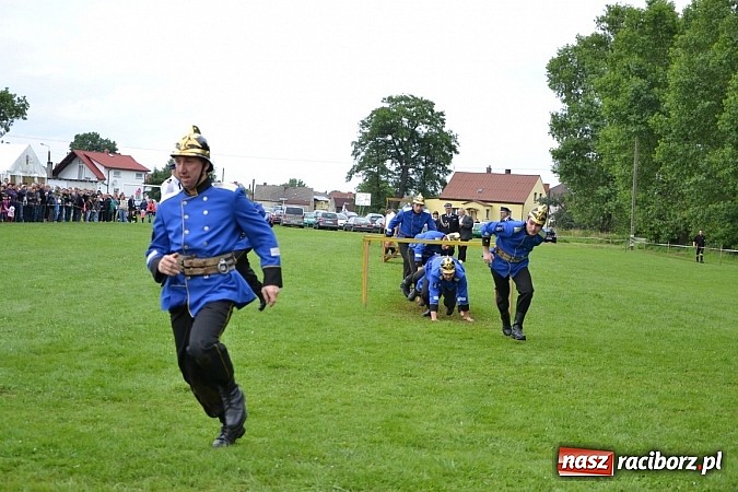 Zdjęcie w galerii na portalu naszraciborz.pl: Bieńkowice najlepsze w międzynarodowych zawodach sikawek konnych wiadomości z regionu