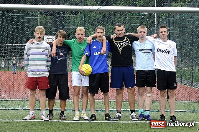 Zdjęcie w galerii na portalu naszraciborz.pl: Ruszyła Liga Orlik 2013. Feniks liderem wiadomości z regionu