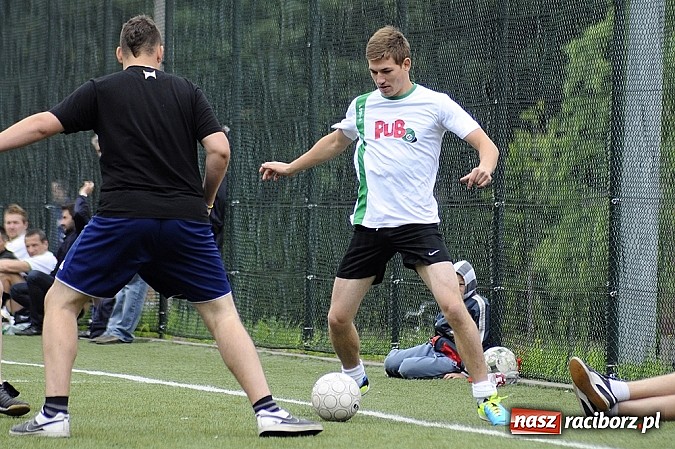 Zdjęcie w galerii na portalu naszraciborz.pl: Ruszyła Liga Orlik 2013. Feniks liderem wiadomości z regionu