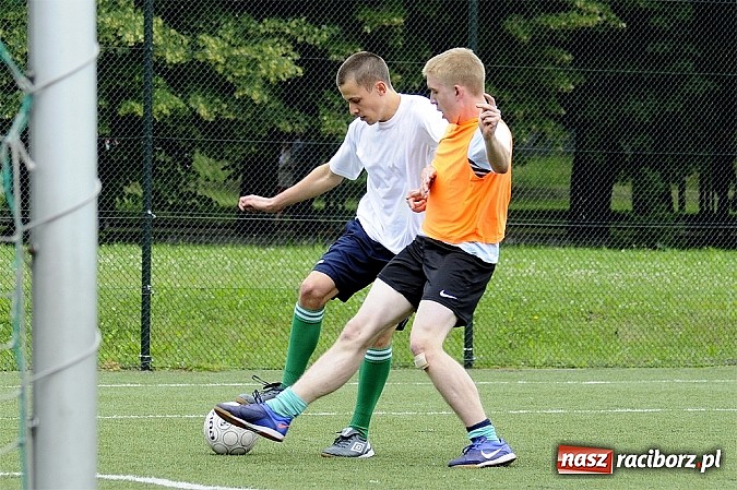Zdjęcie w galerii na portalu naszraciborz.pl: Ruszyła Liga Orlik 2013. Feniks liderem wiadomości z regionu
