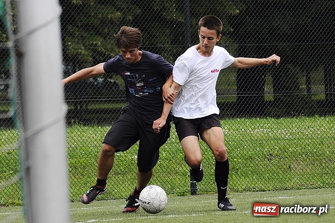 Zdjęcie w galerii na portalu naszraciborz.pl: Ruszyła Liga Orlik 2013. Feniks liderem wiadomości z regionu