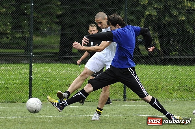 Zdjęcie w galerii na portalu naszraciborz.pl: Ruszyła Liga Orlik 2013. Feniks liderem wiadomości z regionu