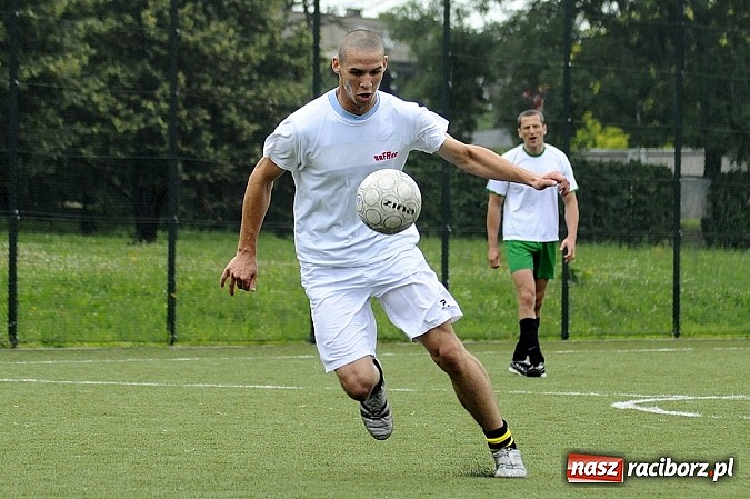 Zdjęcie w galerii na portalu naszraciborz.pl: Ruszyła Liga Orlik 2013. Feniks liderem wiadomości z regionu