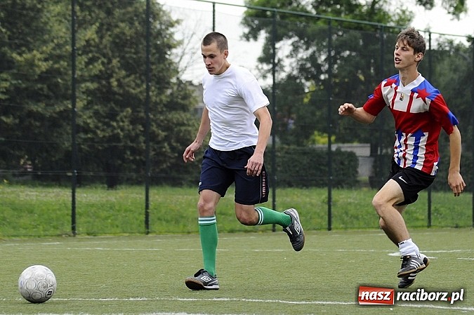 Zdjęcie w galerii na portalu naszraciborz.pl: Ruszyła Liga Orlik 2013. Feniks liderem wiadomości z regionu