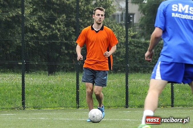 Zdjęcie w galerii na portalu naszraciborz.pl: Ruszyła Liga Orlik 2013. Feniks liderem wiadomości z regionu