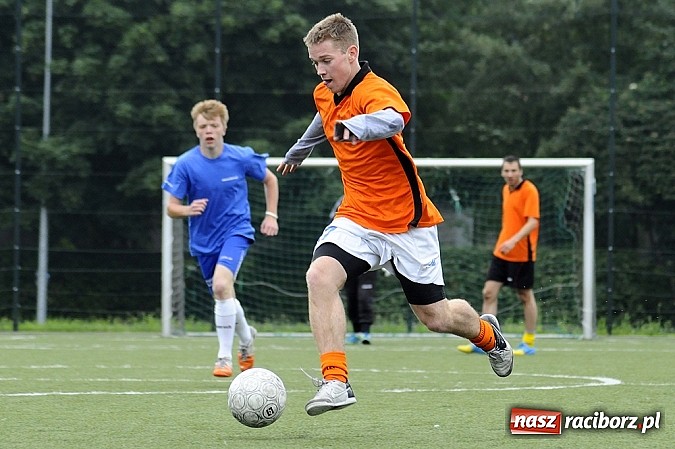 Zdjęcie w galerii na portalu naszraciborz.pl: Ruszyła Liga Orlik 2013. Feniks liderem wiadomości z regionu
