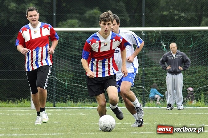 Zdjęcie w galerii na portalu naszraciborz.pl: Ruszyła Liga Orlik 2013. Feniks liderem wiadomości z regionu