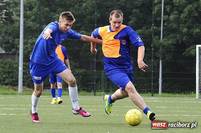 Zdjęcie w galerii na portalu naszraciborz.pl: Ruszyła Liga Orlik 2013. Feniks liderem wiadomości z regionu