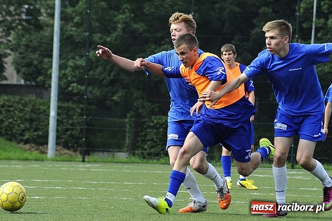 Zdjęcie w galerii na portalu naszraciborz.pl: Ruszyła Liga Orlik 2013. Feniks liderem wiadomości z regionu