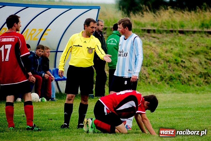Zdjęcie w galerii na portalu naszraciborz.pl: Puchar Wójta: Samborowice zrobiły miazgę z Pietrowic. Trofeum w rękach Pawłowa wiadomości z regionu