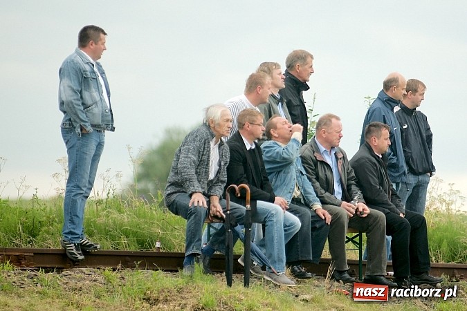 Zdjęcie w galerii na portalu naszraciborz.pl: Puchar Wójta: Samborowice zrobiły miazgę z Pietrowic. Trofeum w rękach Pawłowa wiadomości z regionu