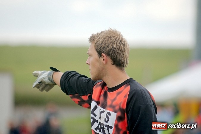 Zdjęcie w galerii na portalu naszraciborz.pl: Puchar Wójta: Samborowice zrobiły miazgę z Pietrowic. Trofeum w rękach Pawłowa wiadomości z regionu