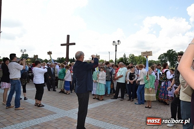 Zdjęcie w galerii na portalu naszraciborz.pl: Do Jankowic zjechali jankowiczanie z całej Polski wiadomości z regionu