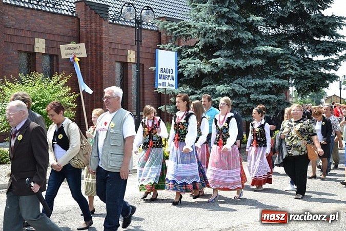 Zdjęcie w galerii na portalu naszraciborz.pl: Do Jankowic zjechali jankowiczanie z całej Polski wiadomości z regionu
