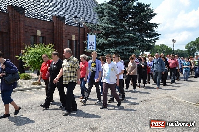 Zdjęcie w galerii na portalu naszraciborz.pl: Do Jankowic zjechali jankowiczanie z całej Polski wiadomości z regionu
