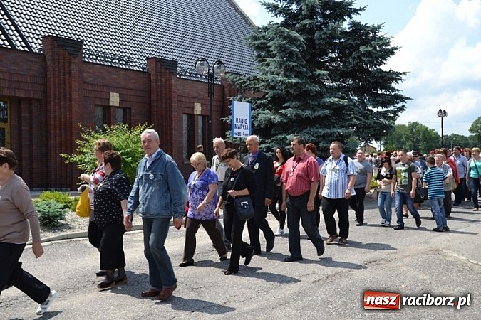 Zdjęcie w galerii na portalu naszraciborz.pl: Do Jankowic zjechali jankowiczanie z całej Polski wiadomości z regionu