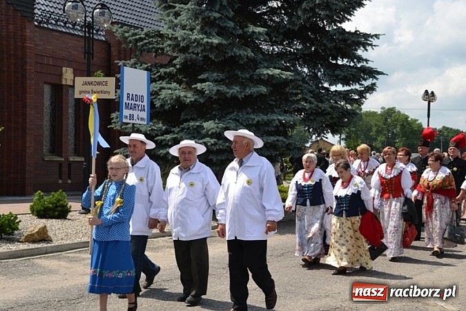 Zdjęcie w galerii na portalu naszraciborz.pl: Do Jankowic zjechali jankowiczanie z całej Polski wiadomości z regionu