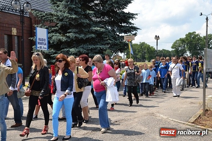Zdjęcie w galerii na portalu naszraciborz.pl: Do Jankowic zjechali jankowiczanie z całej Polski wiadomości z regionu