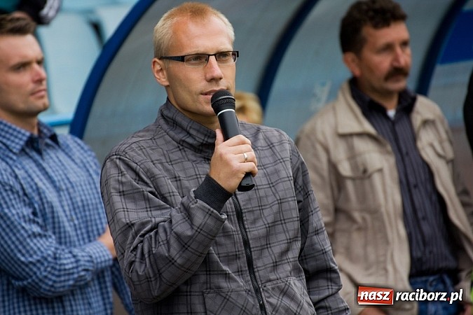 Zdjęcie w galerii na portalu naszraciborz.pl: 50-lecie awansu Unii Racibórz do I ligi. Piknik sportowy na Srebrnej wiadomości z regionu