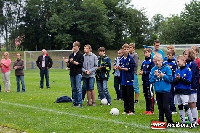 Zdjęcie w galerii na portalu naszraciborz.pl: 50-lecie awansu Unii Racibórz do I ligi. Piknik sportowy na Srebrnej wiadomości z regionu