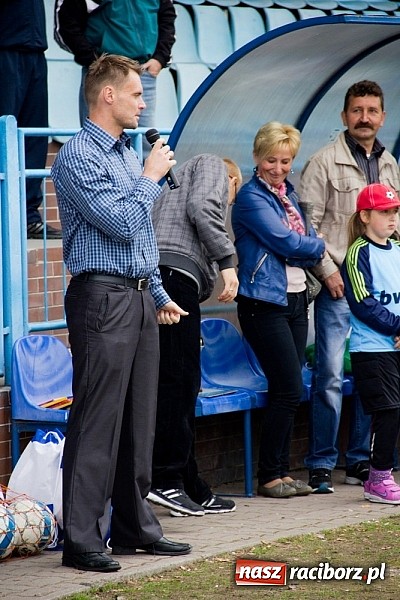 Zdjęcie w galerii na portalu naszraciborz.pl: 50-lecie awansu Unii Racibórz do I ligi. Piknik sportowy na Srebrnej wiadomości z regionu