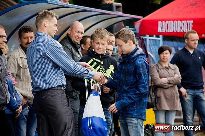 Zdjęcie w galerii na portalu naszraciborz.pl: 50-lecie awansu Unii Racibórz do I ligi. Piknik sportowy na Srebrnej wiadomości z regionu