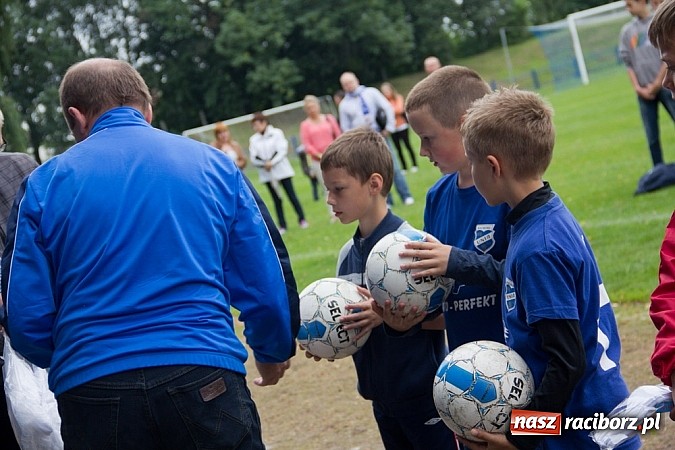 Zdjęcie w galerii na portalu naszraciborz.pl: 50-lecie awansu Unii Racibórz do I ligi. Piknik sportowy na Srebrnej wiadomości z regionu
