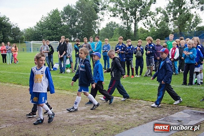Zdjęcie w galerii na portalu naszraciborz.pl: 50-lecie awansu Unii Racibórz do I ligi. Piknik sportowy na Srebrnej wiadomości z regionu