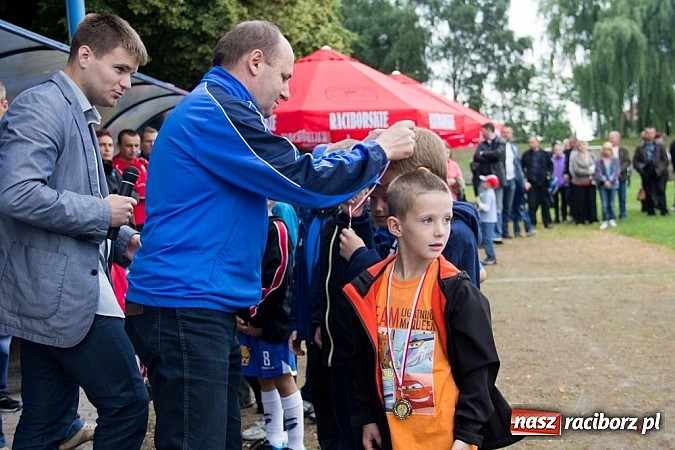 Zdjęcie w galerii na portalu naszraciborz.pl: 50-lecie awansu Unii Racibórz do I ligi. Piknik sportowy na Srebrnej wiadomości z regionu