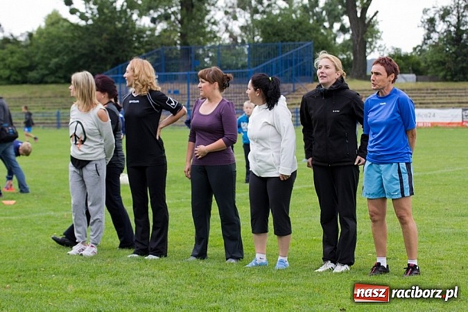 Zdjęcie w galerii na portalu naszraciborz.pl: 50-lecie awansu Unii Racibórz do I ligi. Piknik sportowy na Srebrnej wiadomości z regionu