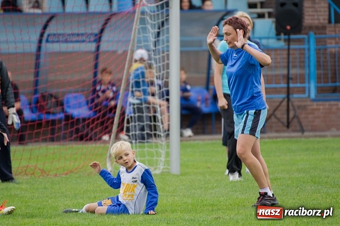 Zdjęcie w galerii na portalu naszraciborz.pl: 50-lecie awansu Unii Racibórz do I ligi. Piknik sportowy na Srebrnej wiadomości z regionu