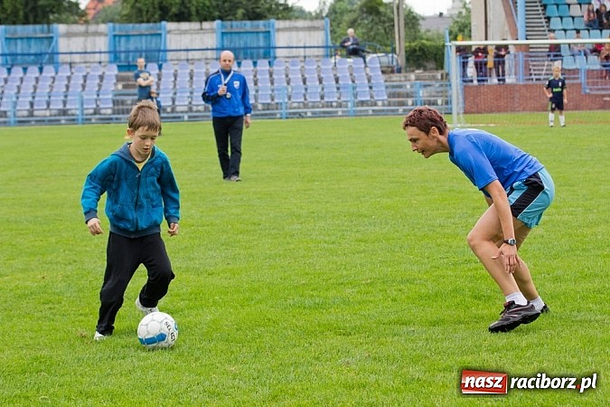 Zdjęcie w galerii na portalu naszraciborz.pl: 50-lecie awansu Unii Racibórz do I ligi. Piknik sportowy na Srebrnej wiadomości z regionu