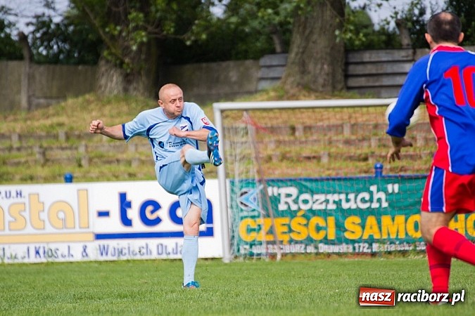 Zdjęcie w galerii na portalu naszraciborz.pl: 50-lecie awansu Unii Racibórz do I ligi. Piknik sportowy na Srebrnej wiadomości z regionu