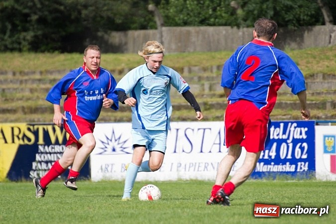 Zdjęcie w galerii na portalu naszraciborz.pl: 50-lecie awansu Unii Racibórz do I ligi. Piknik sportowy na Srebrnej wiadomości z regionu