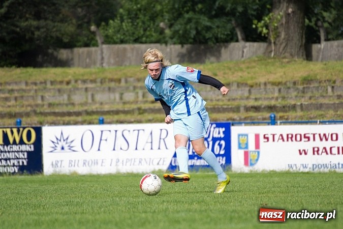 Zdjęcie w galerii na portalu naszraciborz.pl: 50-lecie awansu Unii Racibórz do I ligi. Piknik sportowy na Srebrnej wiadomości z regionu