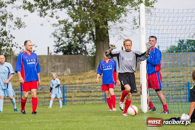 Zdjęcie w galerii na portalu naszraciborz.pl: 50-lecie awansu Unii Racibórz do I ligi. Piknik sportowy na Srebrnej wiadomości z regionu