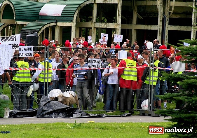 Zdjęcie w galerii na portalu naszraciborz.pl: Raciborzanie na Konwencji Krajowej Platformy wiadomości z regionu