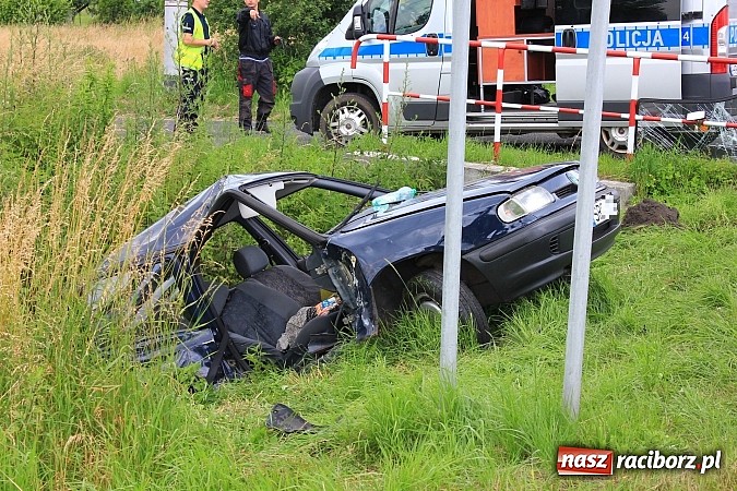 Zdjęcie w galerii na portalu naszraciborz.pl: Wypadek w Babicach. Jedna osoba ranna wiadomości z regionu
