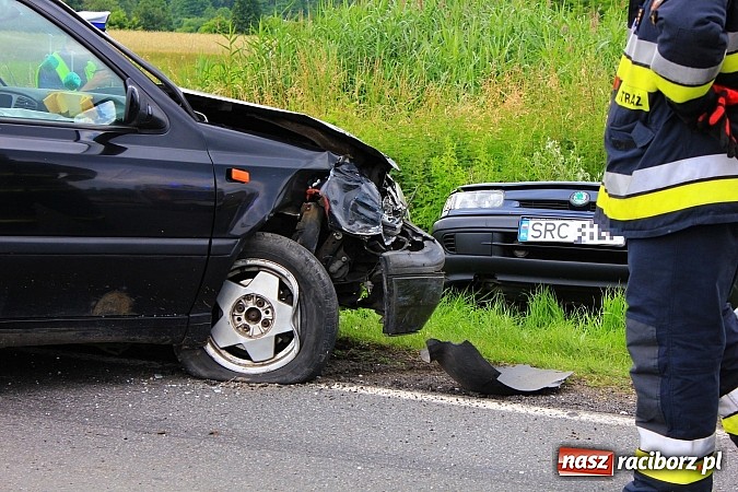 Zdjęcie w galerii na portalu naszraciborz.pl: Wypadek w Babicach. Jedna osoba ranna wiadomości z regionu