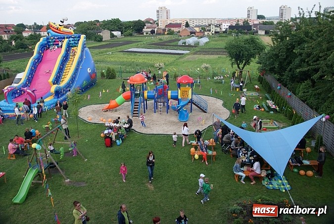 Zdjęcie w galerii na portalu naszraciborz.pl: Festyn rodzinny w Przedszkolu na Starowiejskiej wiadomości z regionu