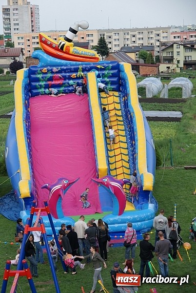 Zdjęcie w galerii na portalu naszraciborz.pl: Festyn rodzinny w Przedszkolu na Starowiejskiej wiadomości z regionu