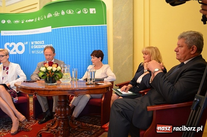 Zdjęcie w galerii na portalu naszraciborz.pl: Ogólnopolska inauguracja obchodów 20-lecia funduszy ochrony środowiska wiadomości z regionu