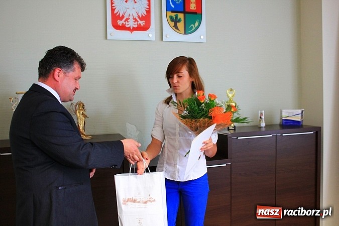 Zdjęcie w galerii na portalu naszraciborz.pl: Ewelina Kamczyk. Jej ulubione buty to korki wiadomości z regionu