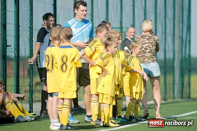 Zdjęcie w galerii na portalu naszraciborz.pl: Młode Wilki z Tworkowa zmierzyły się z rodzicami wiadomości z regionu
