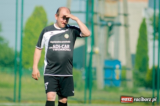 Zdjęcie w galerii na portalu naszraciborz.pl: Młode Wilki z Tworkowa zmierzyły się z rodzicami wiadomości z regionu