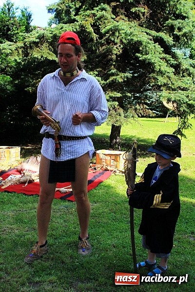 Zdjęcie w galerii na portalu naszraciborz.pl: Indiańskie klimaty na krzanowickim rynku wiadomości z regionu