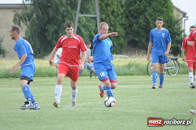 Zdjęcie w galerii na portalu naszraciborz.pl: Kolejny puchar w rękach Pawłowa wiadomości z regionu