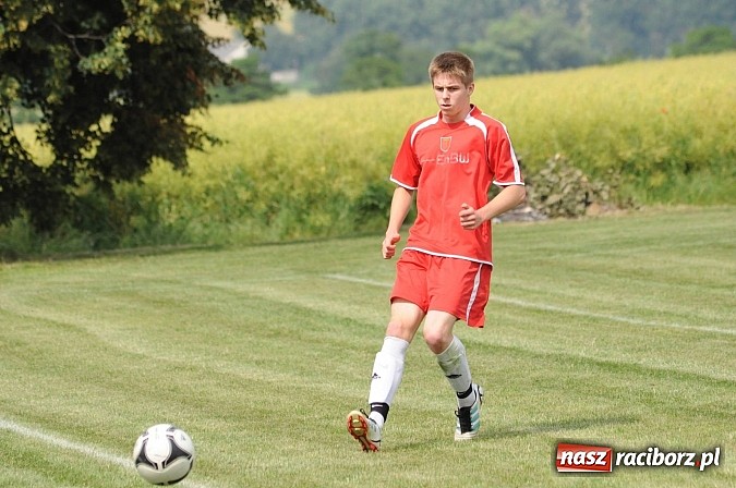 Zdjęcie w galerii na portalu naszraciborz.pl: Kolejny puchar w rękach Pawłowa wiadomości z regionu