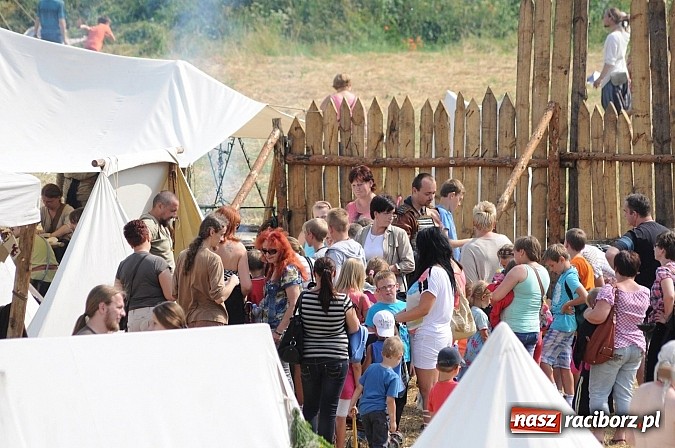 Zdjęcie w galerii na portalu naszraciborz.pl: Na Ostrogu trwa V Raciborski Festiwal Średniowieczny. Co w niedzielę? wiadomości z regionu